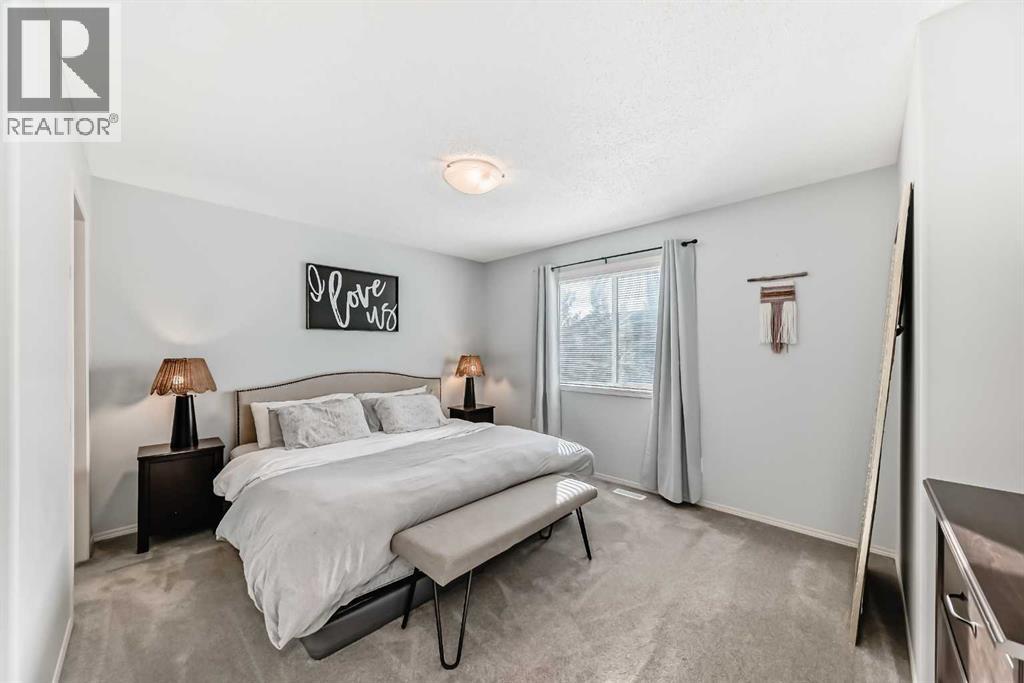 Single Family House for Sale in  Royal Oak Terrace NW Royal Oak Calgary 