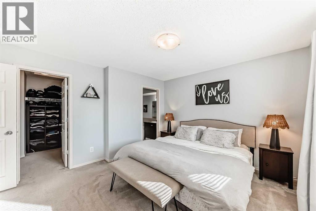 Single Family House for Sale in  Royal Oak Terrace NW Royal Oak Calgary 