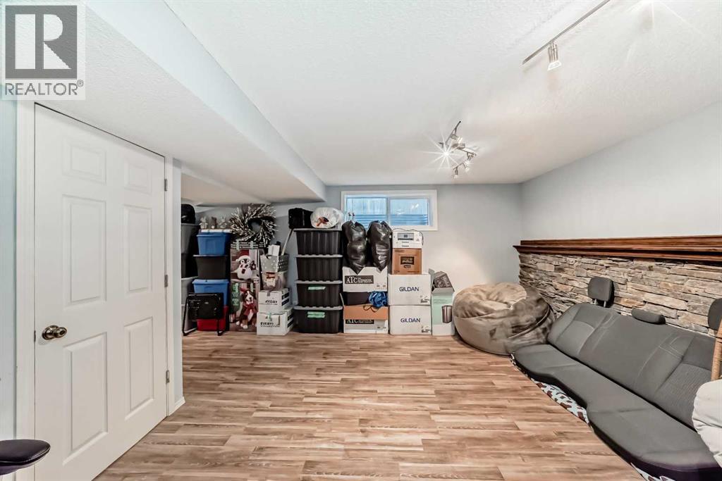 Single Family House for Sale in  Royal Oak Terrace NW Royal Oak Calgary 