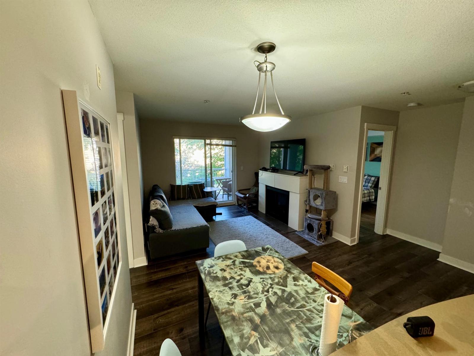 206 19388 65 AVENUE, Surrey