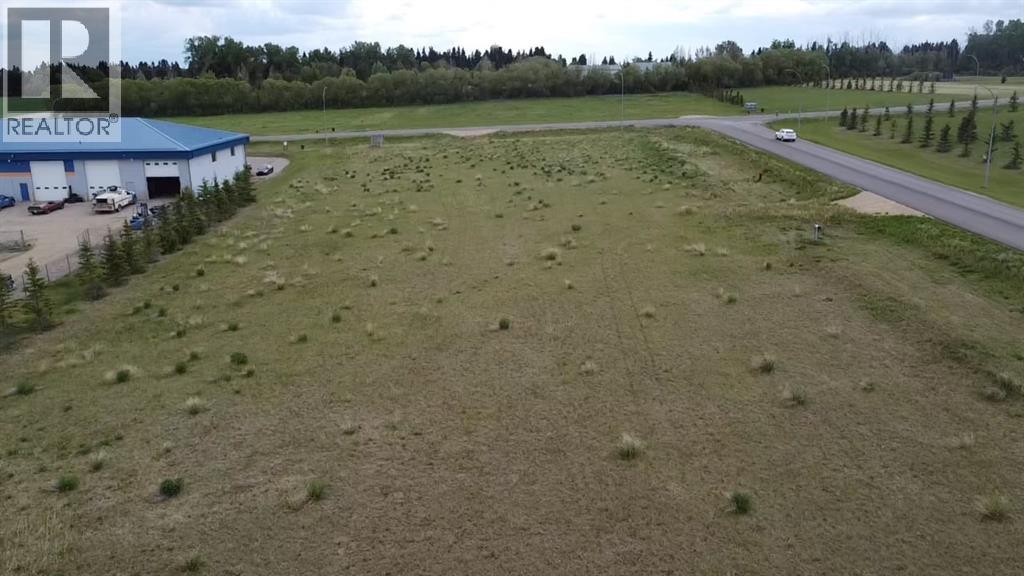 5108 61 Avenue - Photo 3 of 5, Rimbey, Alberta