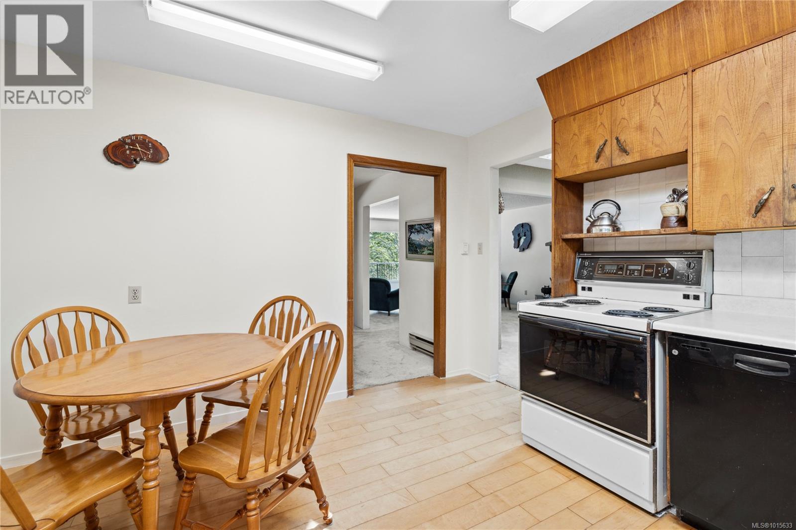 651 Belyea Rd, Qualicum Beach