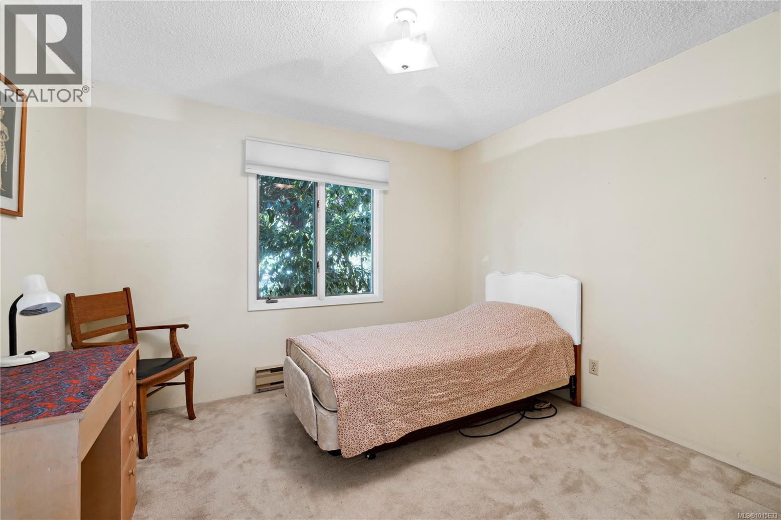 651 Belyea Rd, Qualicum Beach