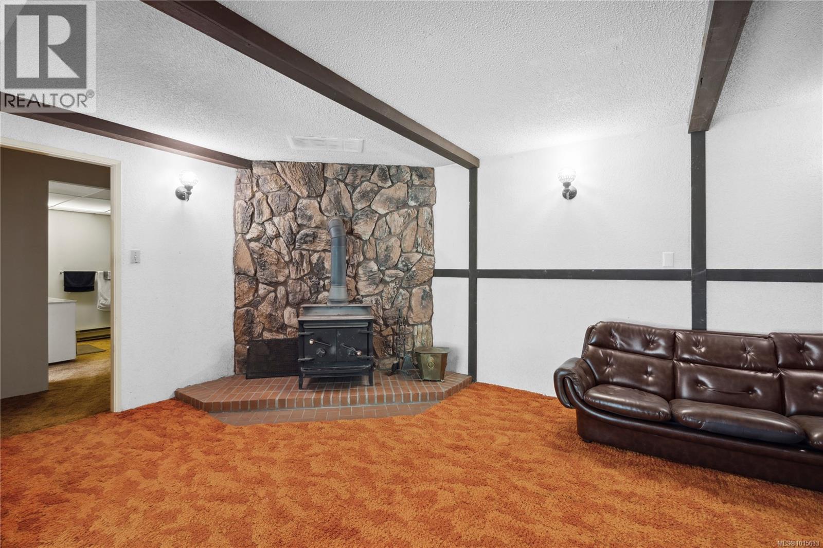 651 Belyea Rd, Qualicum Beach