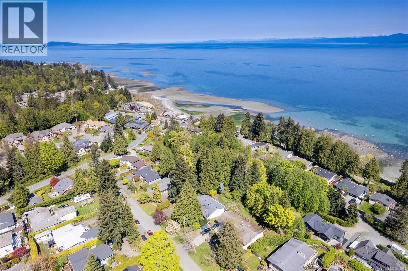 651 Belyea Rd, Qualicum Beach