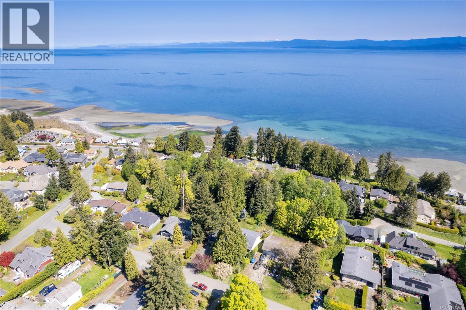 651 Belyea Rd, Qualicum Beach