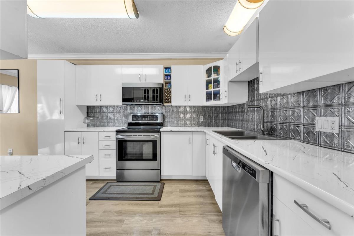 28 2050 GLADWIN ROAD, Abbotsford