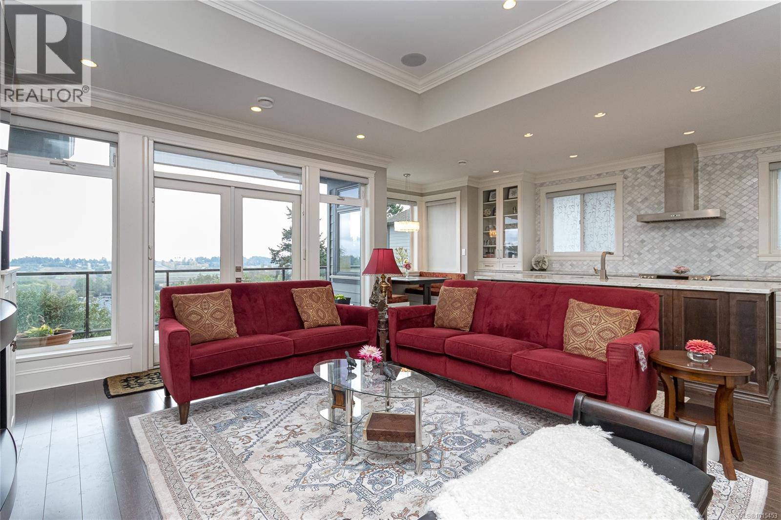  6707 Tamany Drive, Central Saanich
