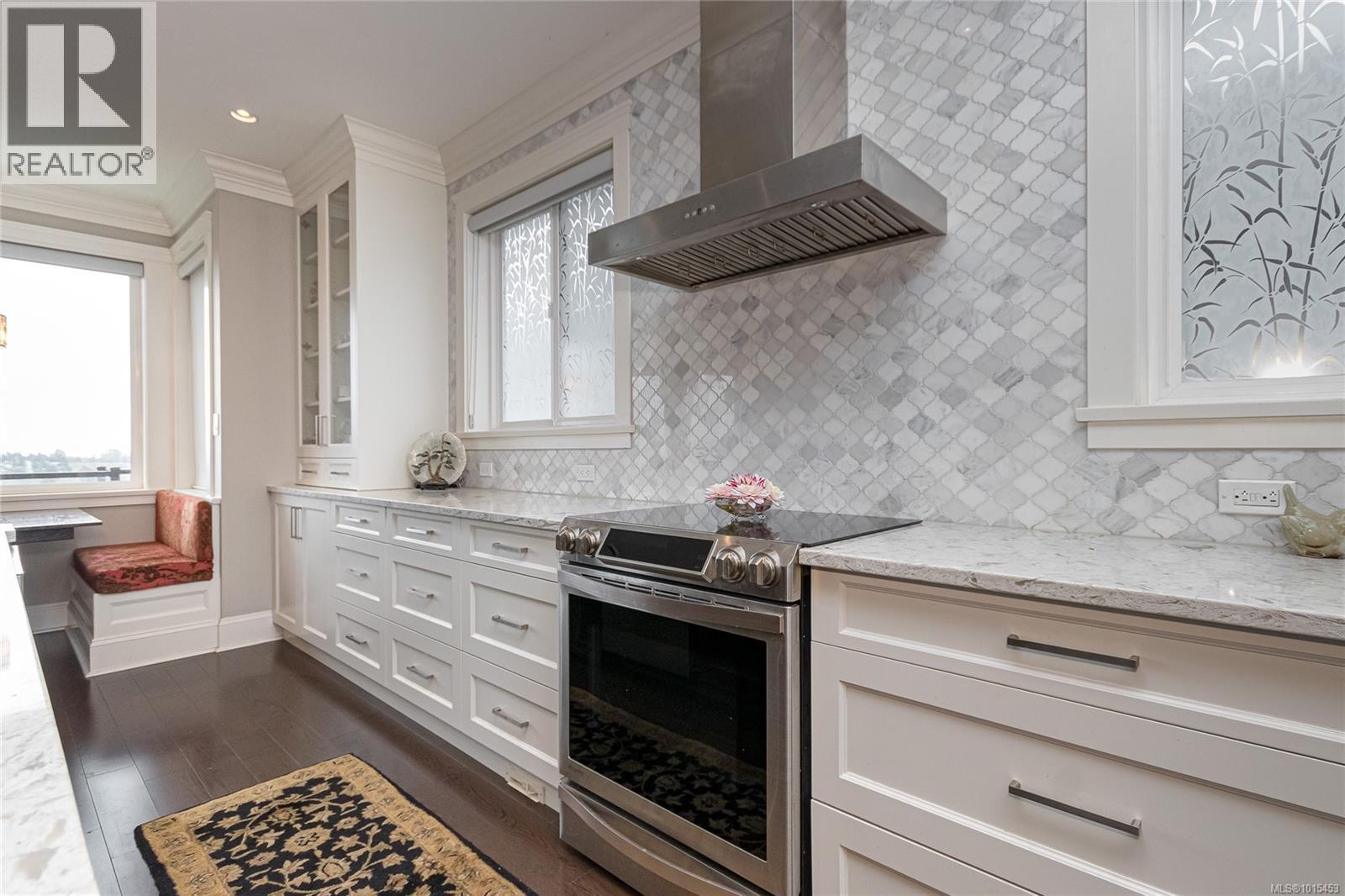  6707 Tamany Drive, Central Saanich