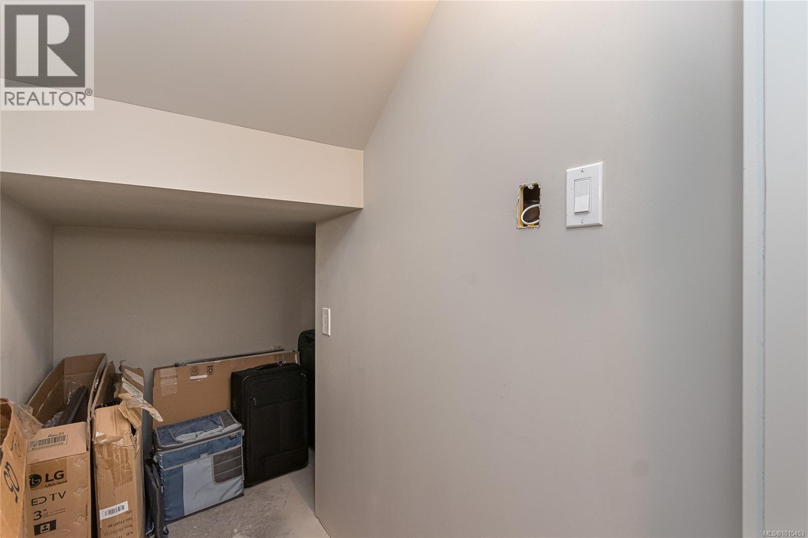  6707 Tamany Drive, Central Saanich
