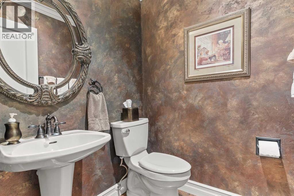 Single Family House for Sale in  Mckenzie Lake Bay SE McKenzie Lake Calgary 
