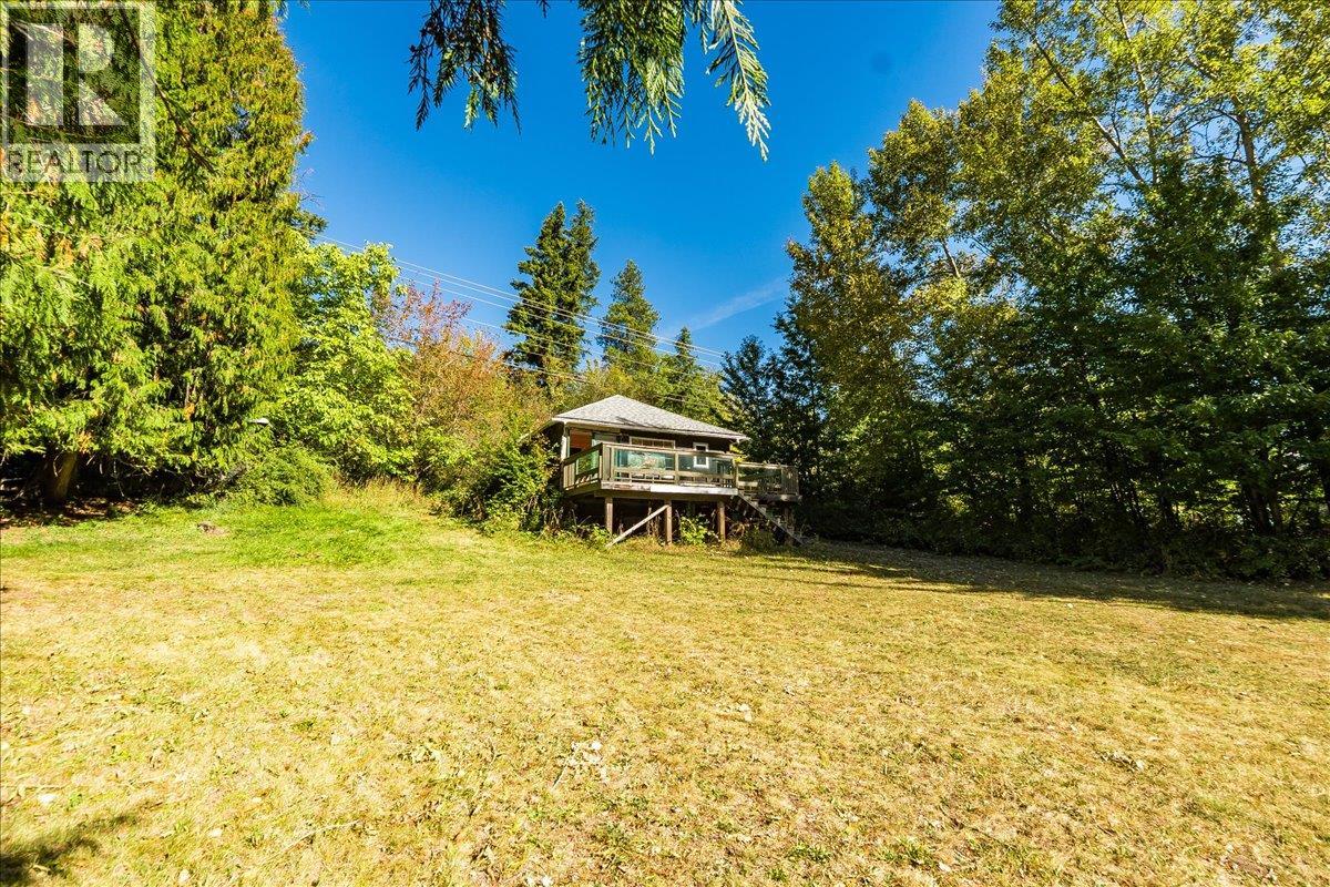 3788 Broadwater Road, Castlegar