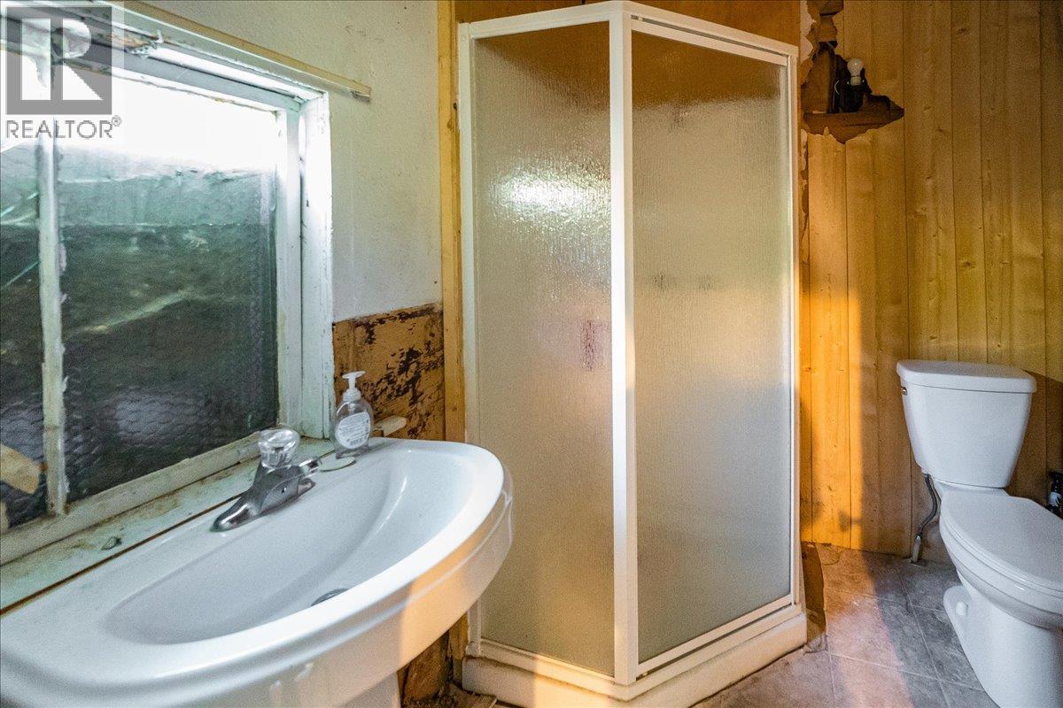 3788 Broadwater Road, Castlegar