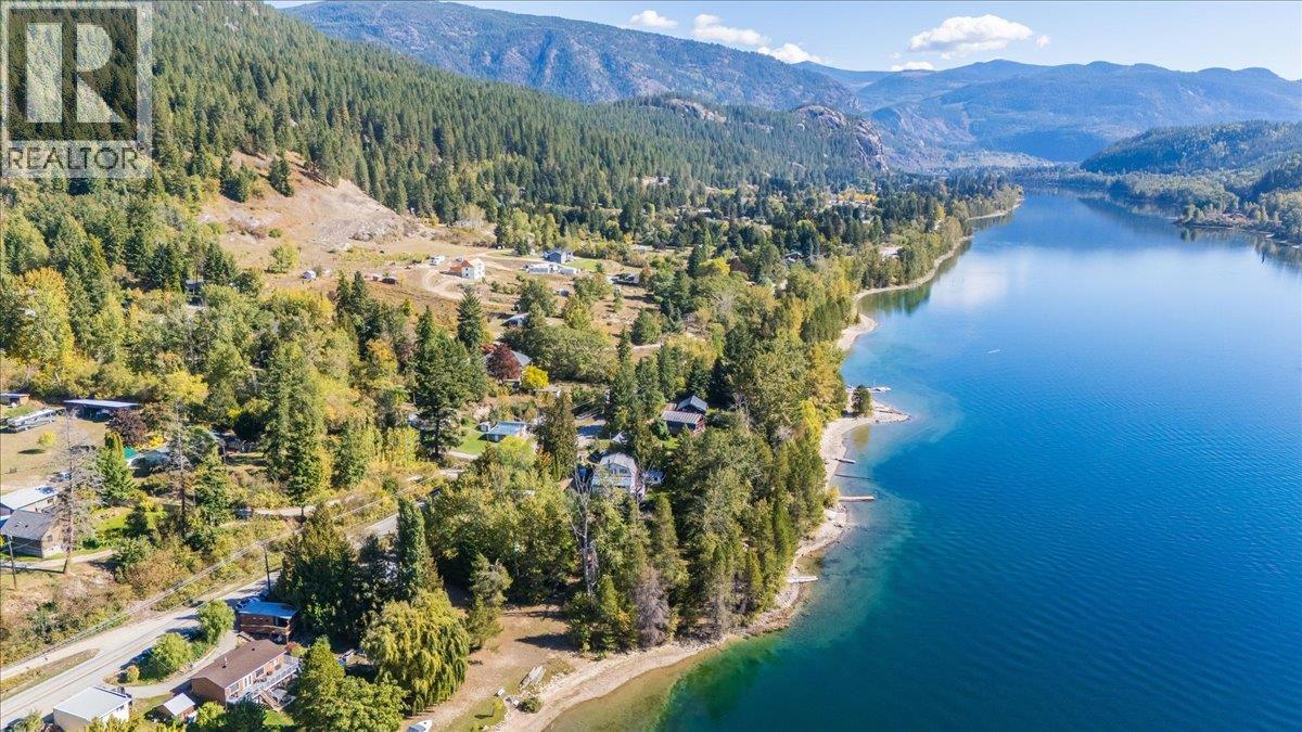 3788 Broadwater Road, Castlegar