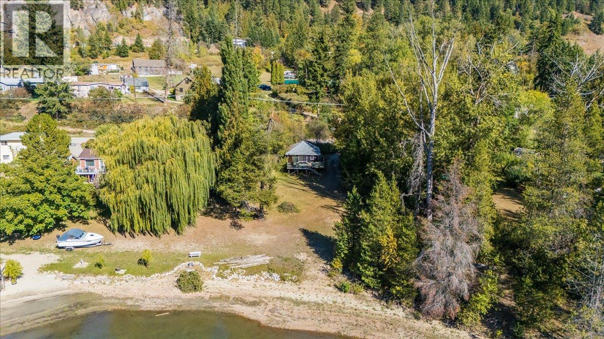 3788 Broadwater Road, Castlegar