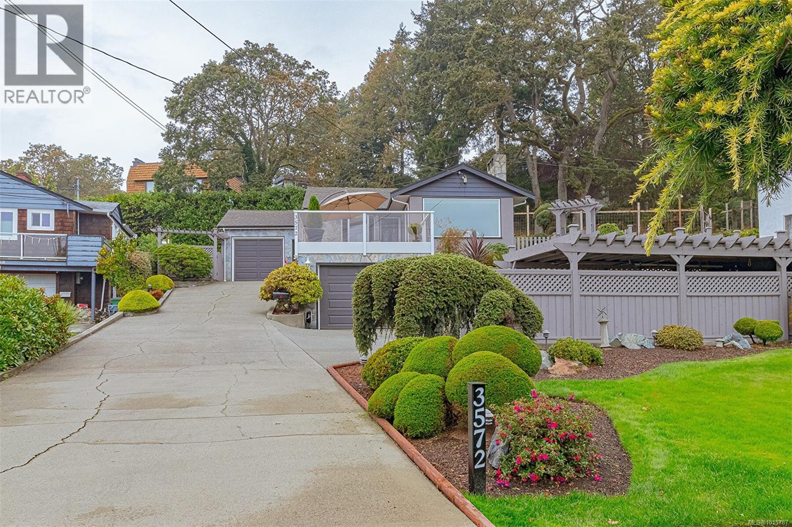  3572 Cedar Hill Road, Saanich