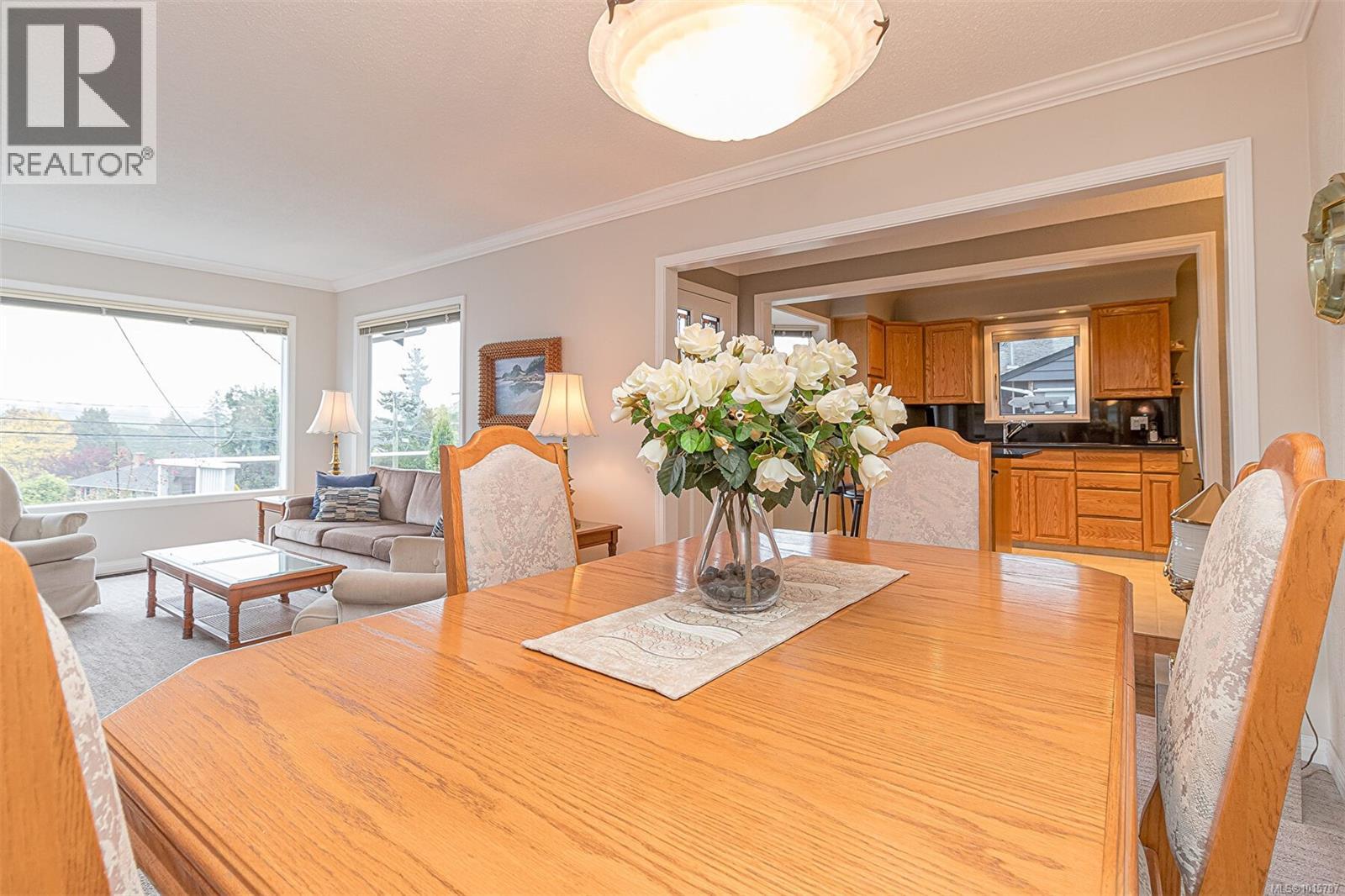  3572 Cedar Hill Road, Saanich