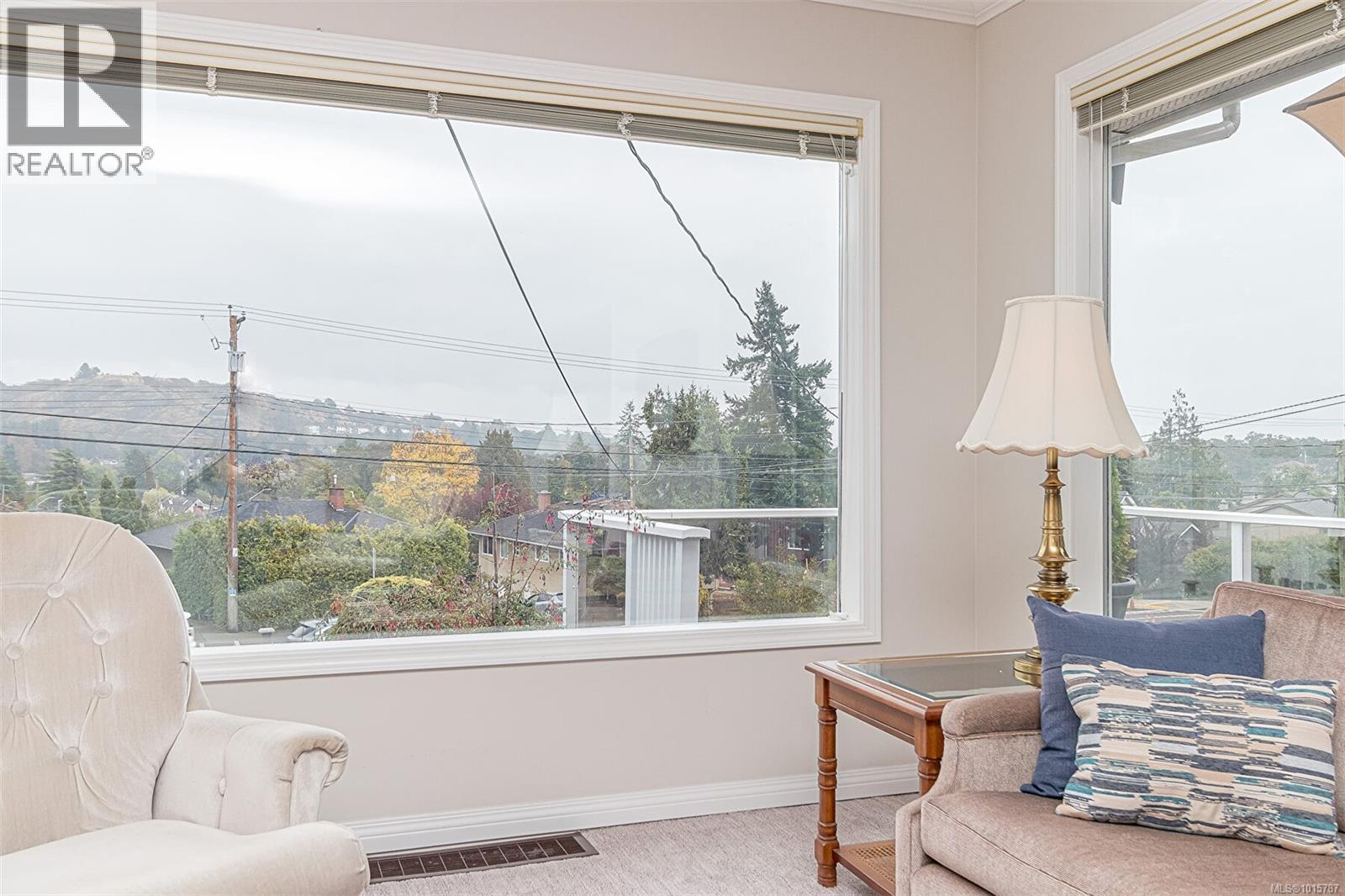  3572 Cedar Hill Road, Saanich
