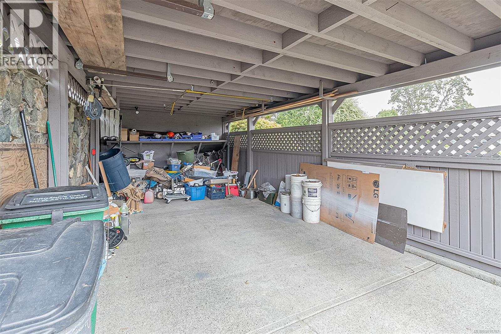  3572 Cedar Hill Road, Saanich
