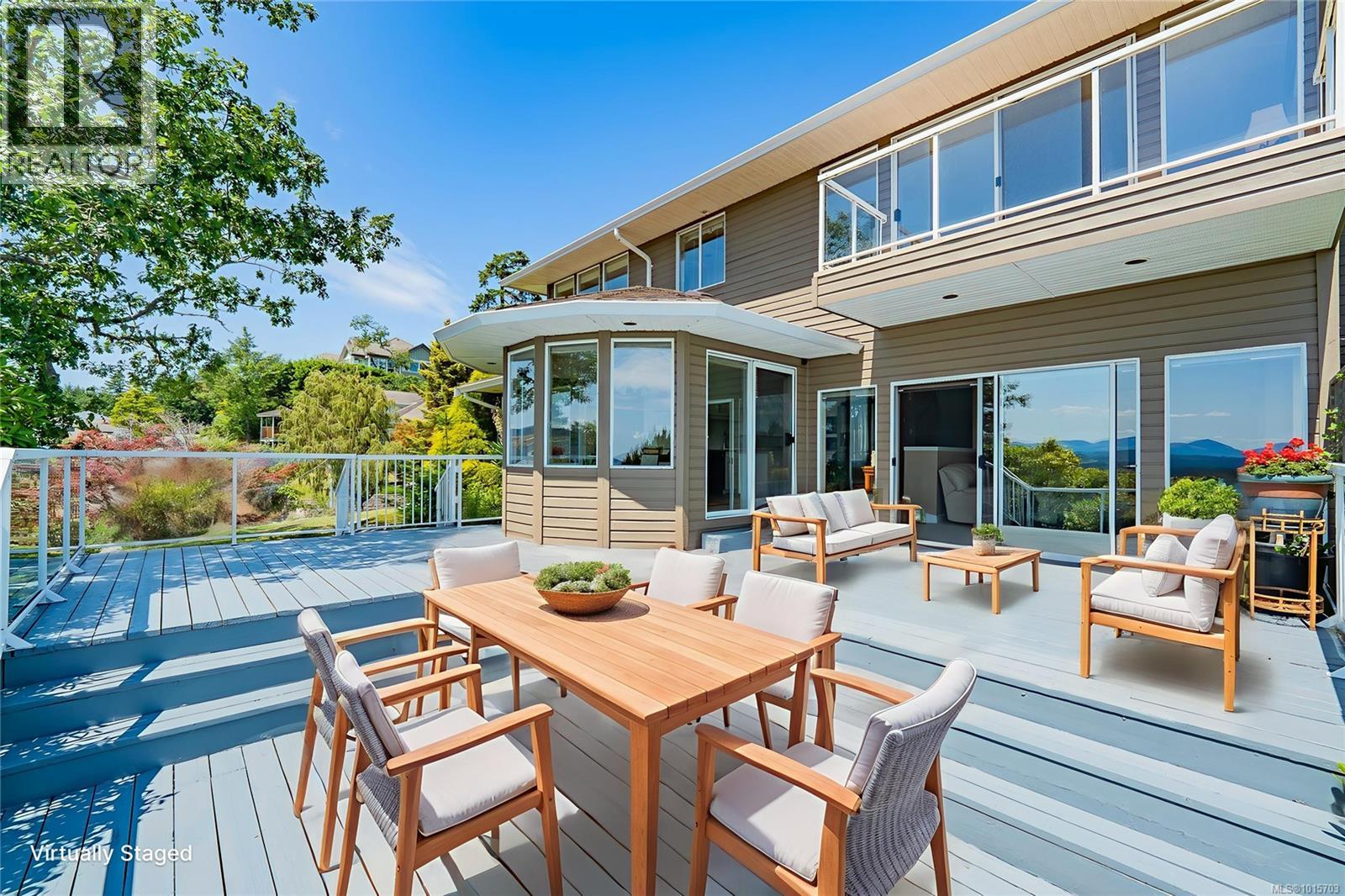 3689 Glen Oaks Dr, Nanaimo