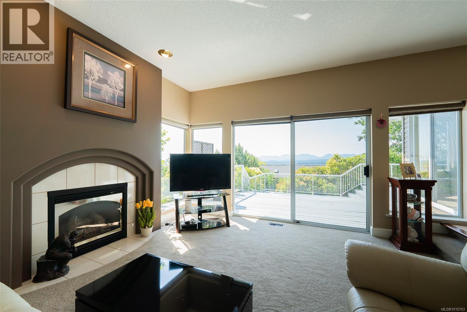 3689 Glen Oaks Dr, Nanaimo