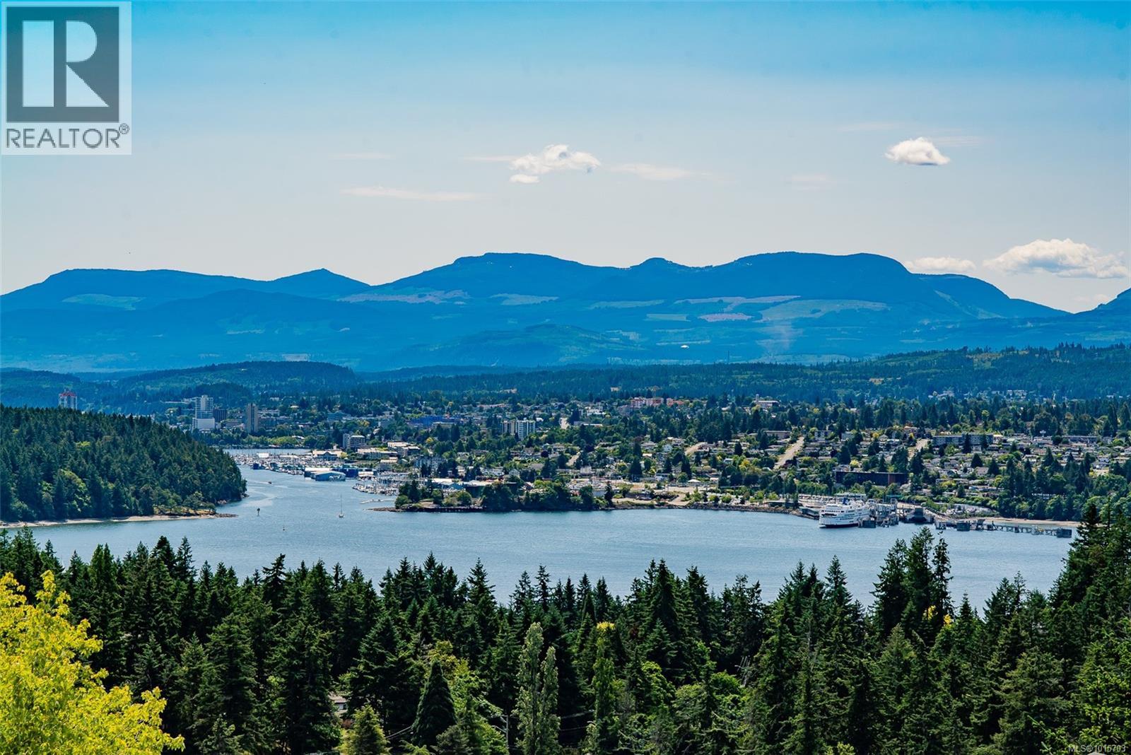 3689 Glen Oaks Dr, Nanaimo