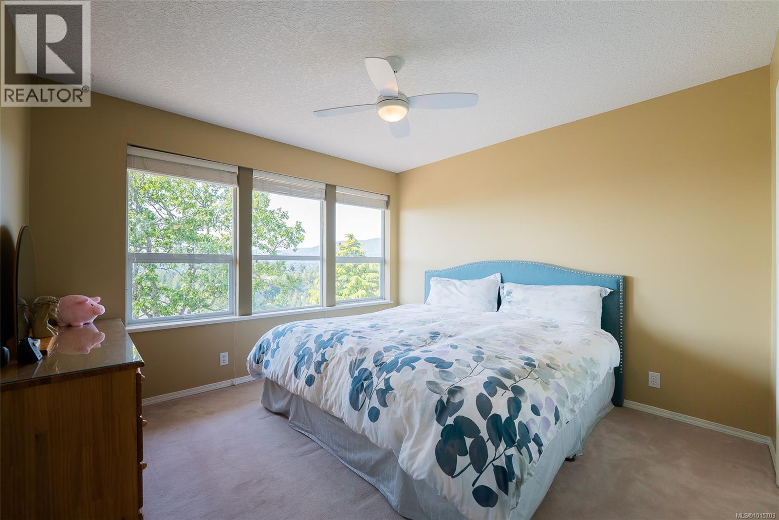 3689 Glen Oaks Dr, Nanaimo