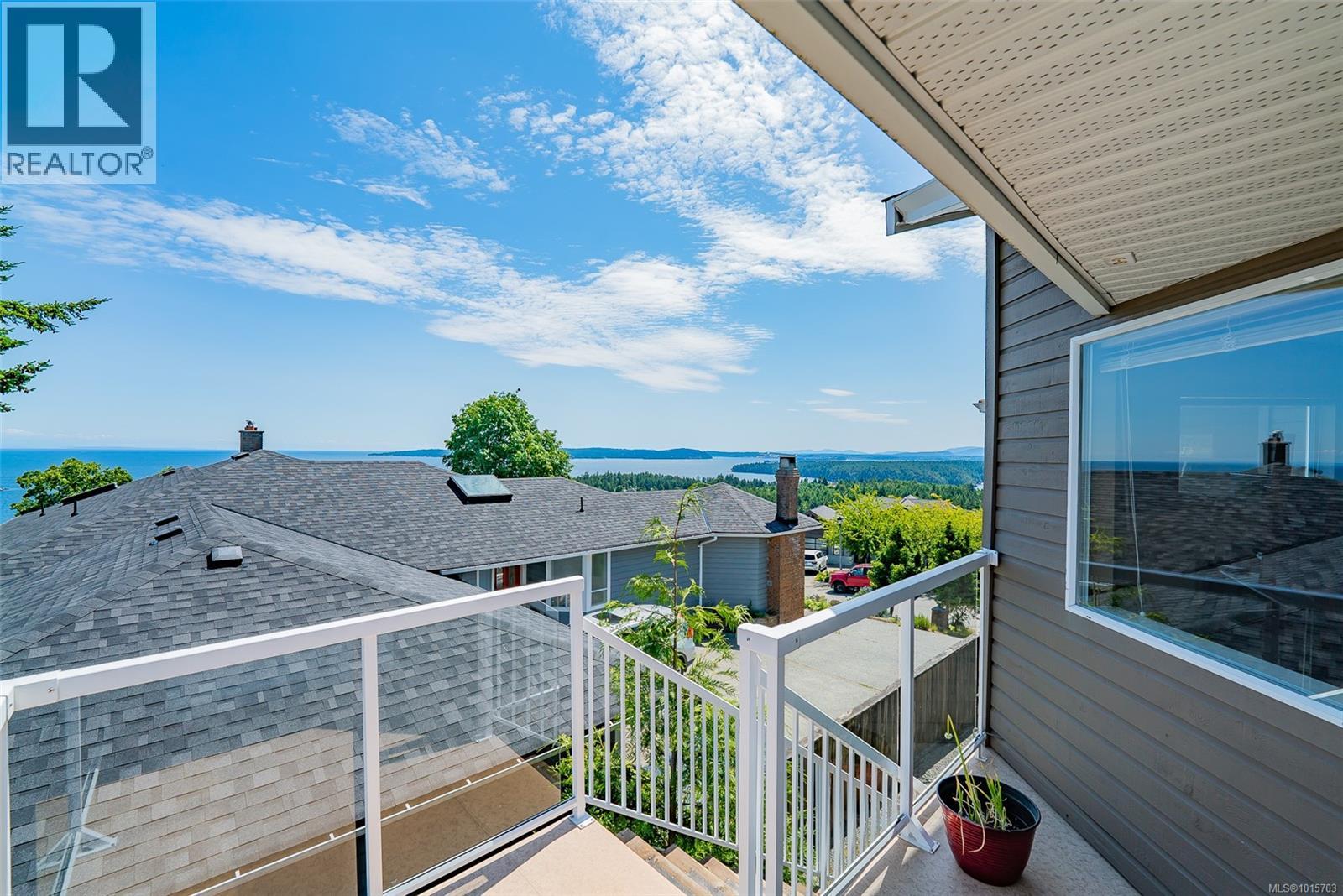 3689 Glen Oaks Dr, Nanaimo