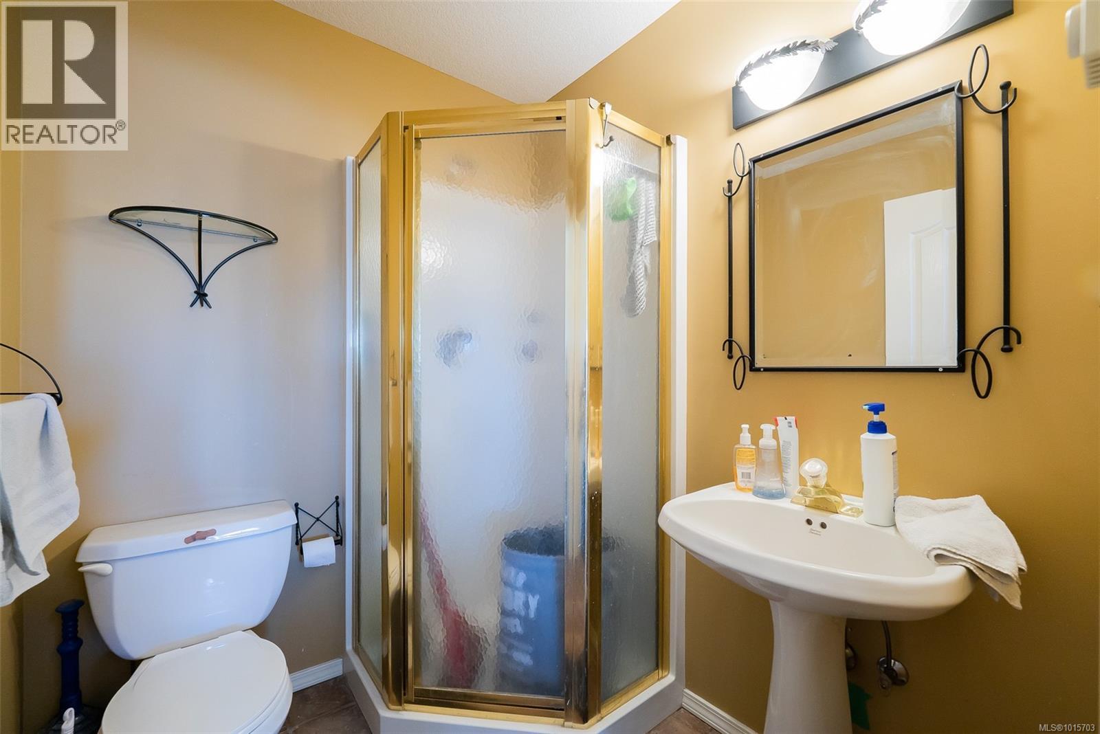 3689 Glen Oaks Dr, Nanaimo