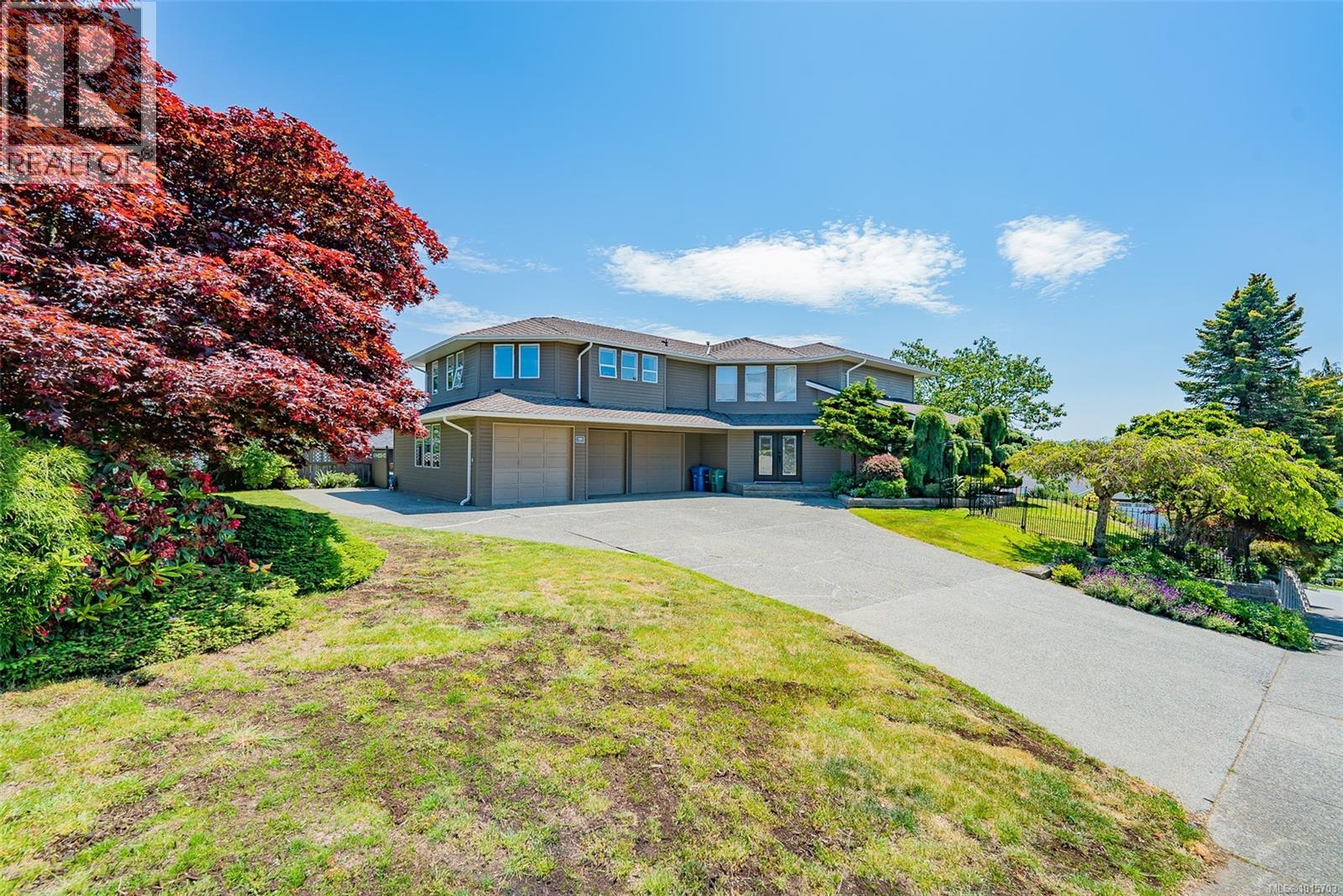 3689 Glen Oaks Dr, Nanaimo