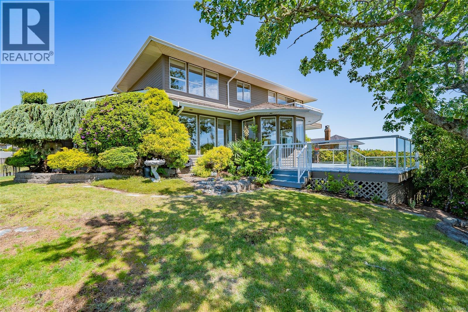 3689 Glen Oaks Dr, Nanaimo