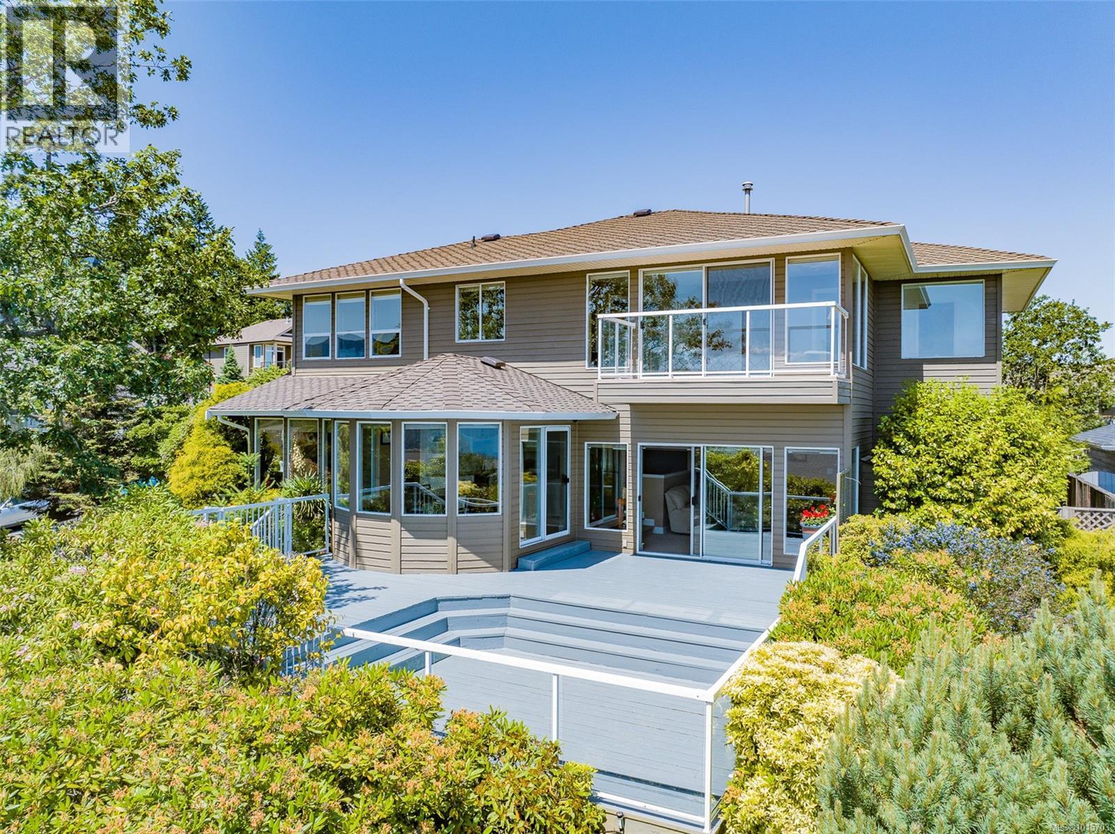 3689 Glen Oaks Dr, Nanaimo