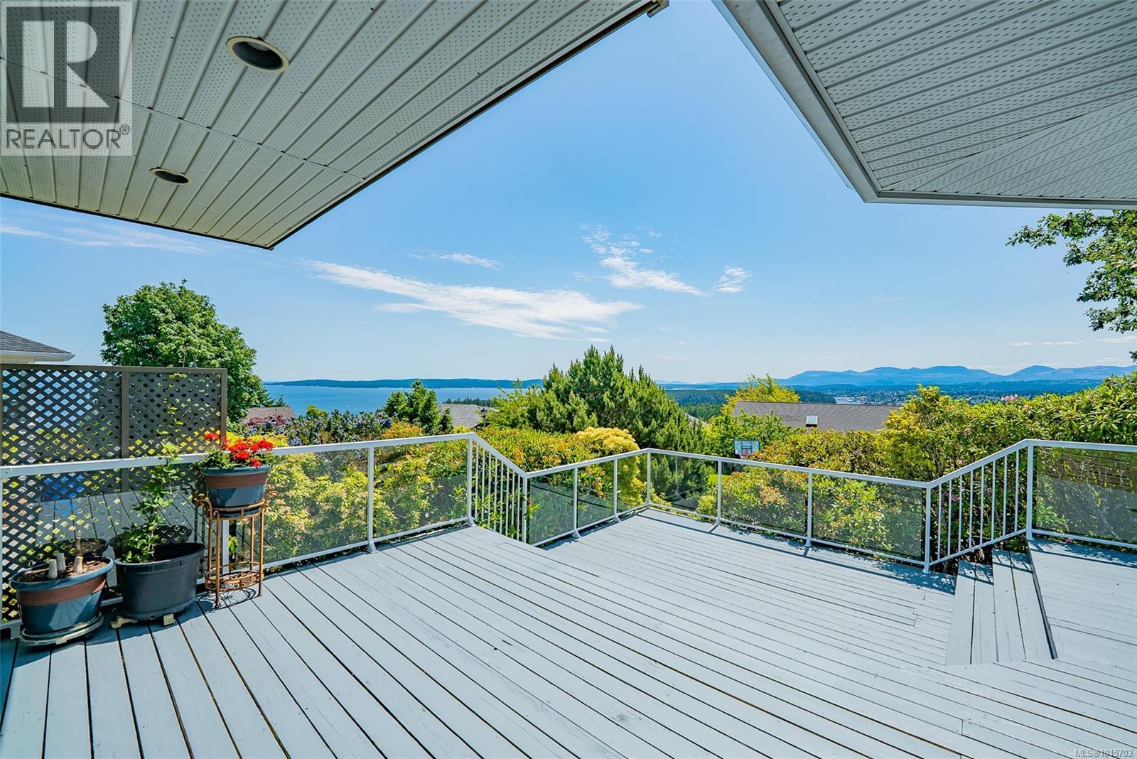3689 Glen Oaks Dr, Nanaimo