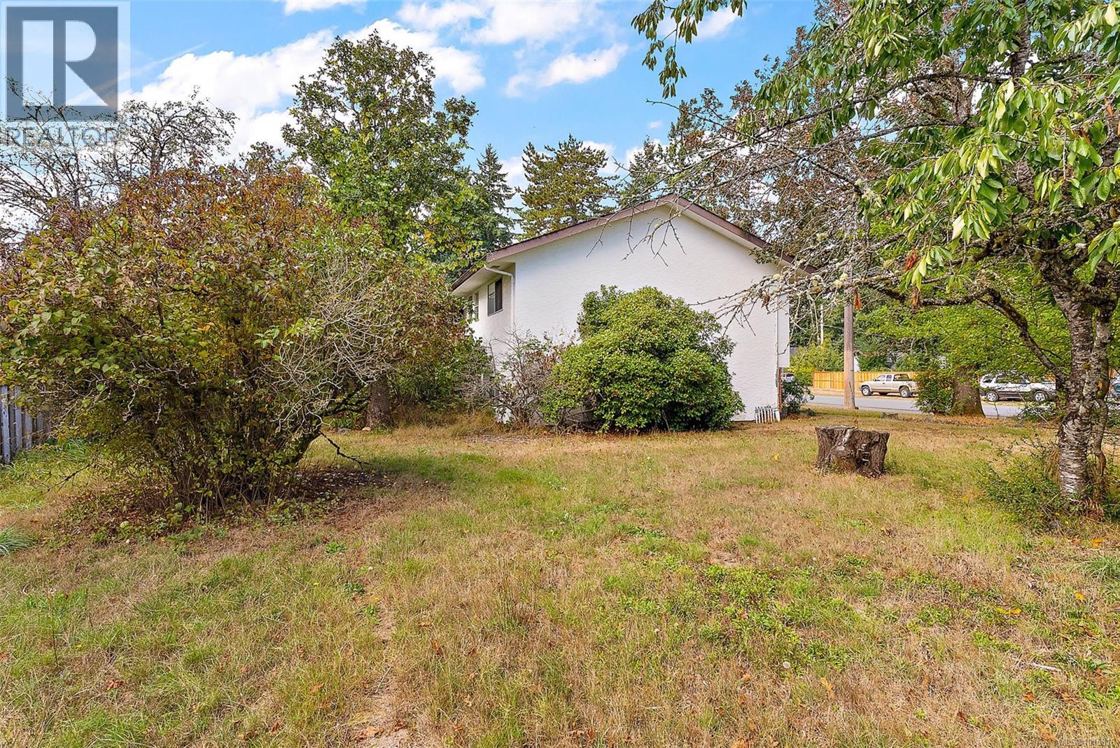 2321 Marlene Dr, Colwood