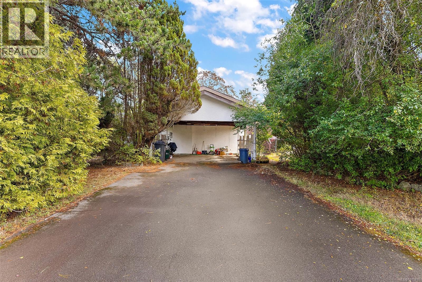 2321 Marlene Dr, Colwood