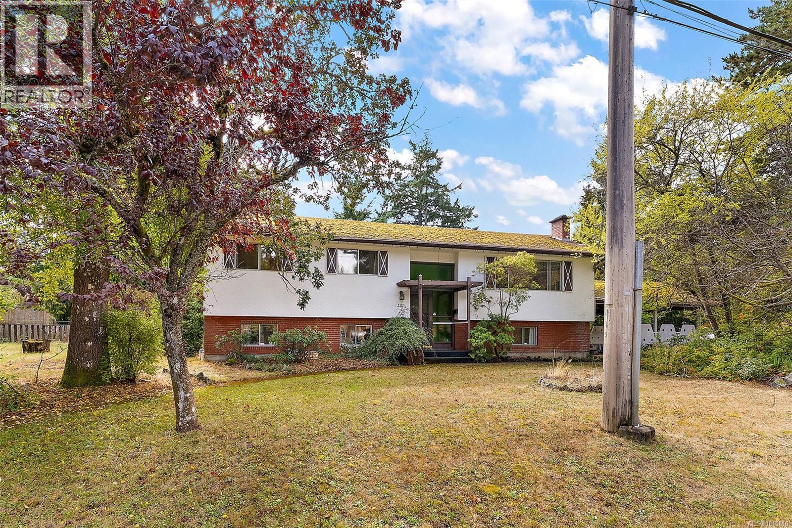 2321 Marlene Dr, Colwood