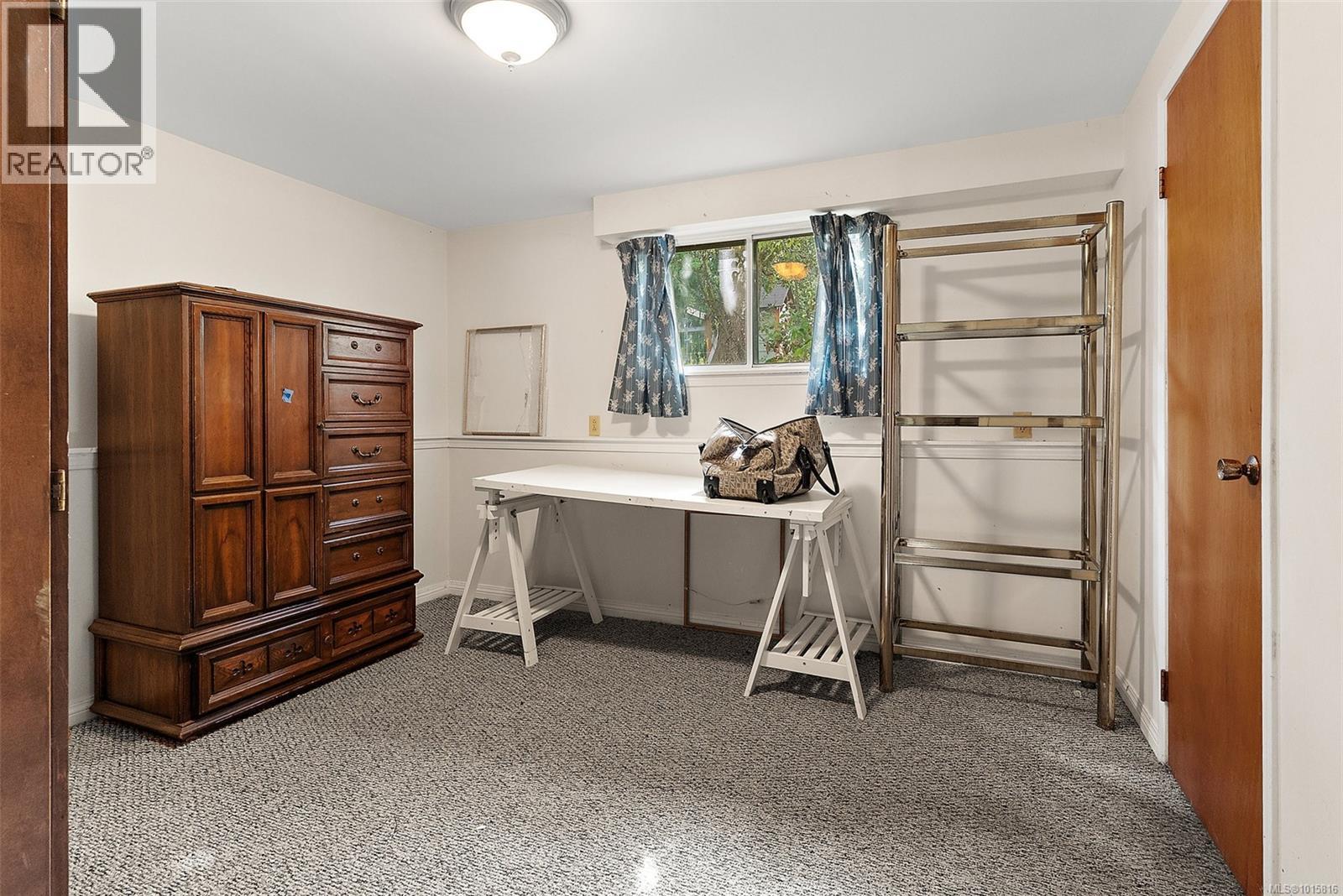 2321 Marlene Dr, Colwood