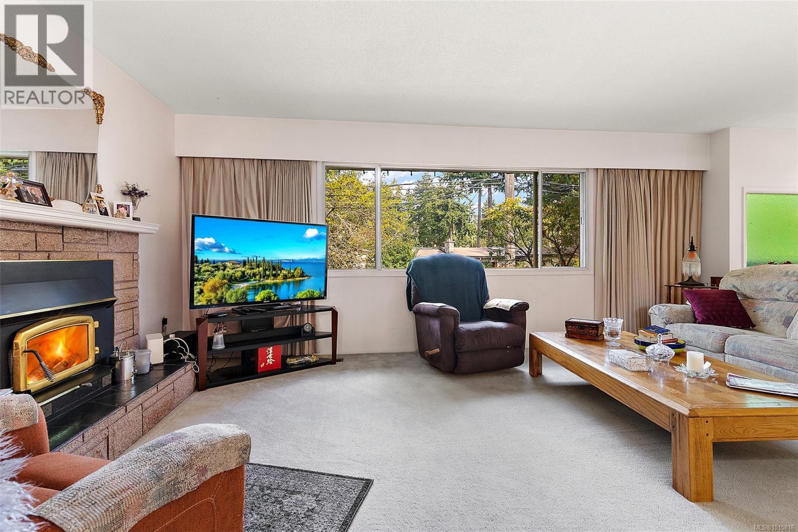 2321 Marlene Dr, Colwood