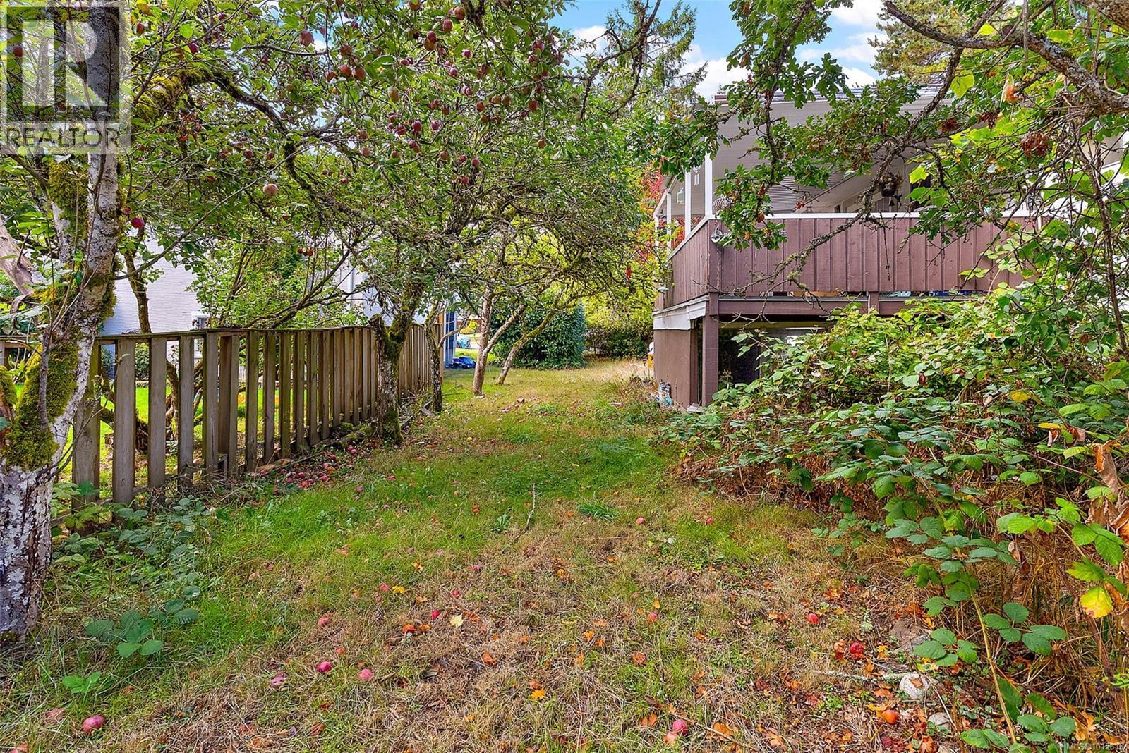 2321 Marlene Dr, Colwood