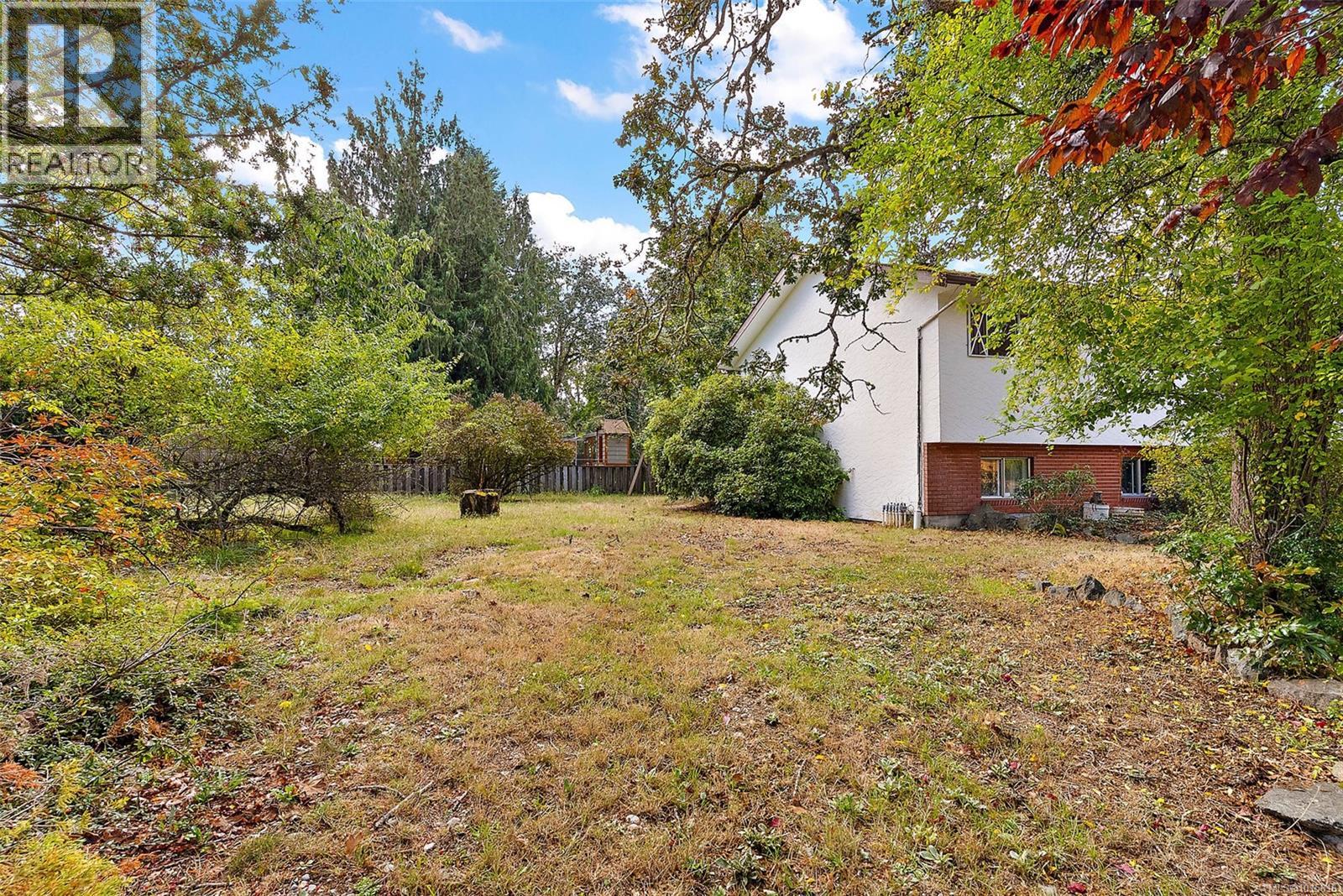2321 Marlene Dr, Colwood