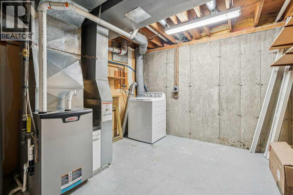 Single Family House for Sale in    Street NW Varsity Calgary 