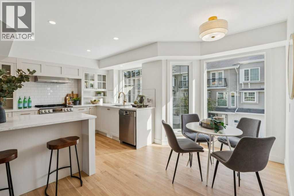 Single Family House for Sale in    Street NW Varsity Calgary 