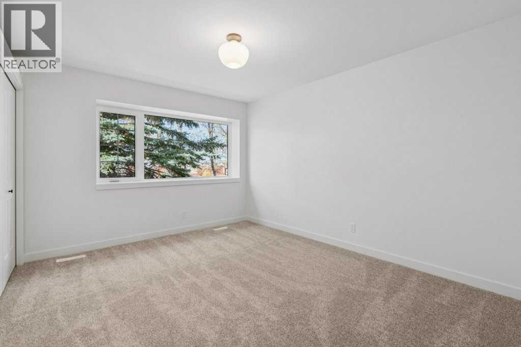 Single Family House for Sale in    Street NW Varsity Calgary 