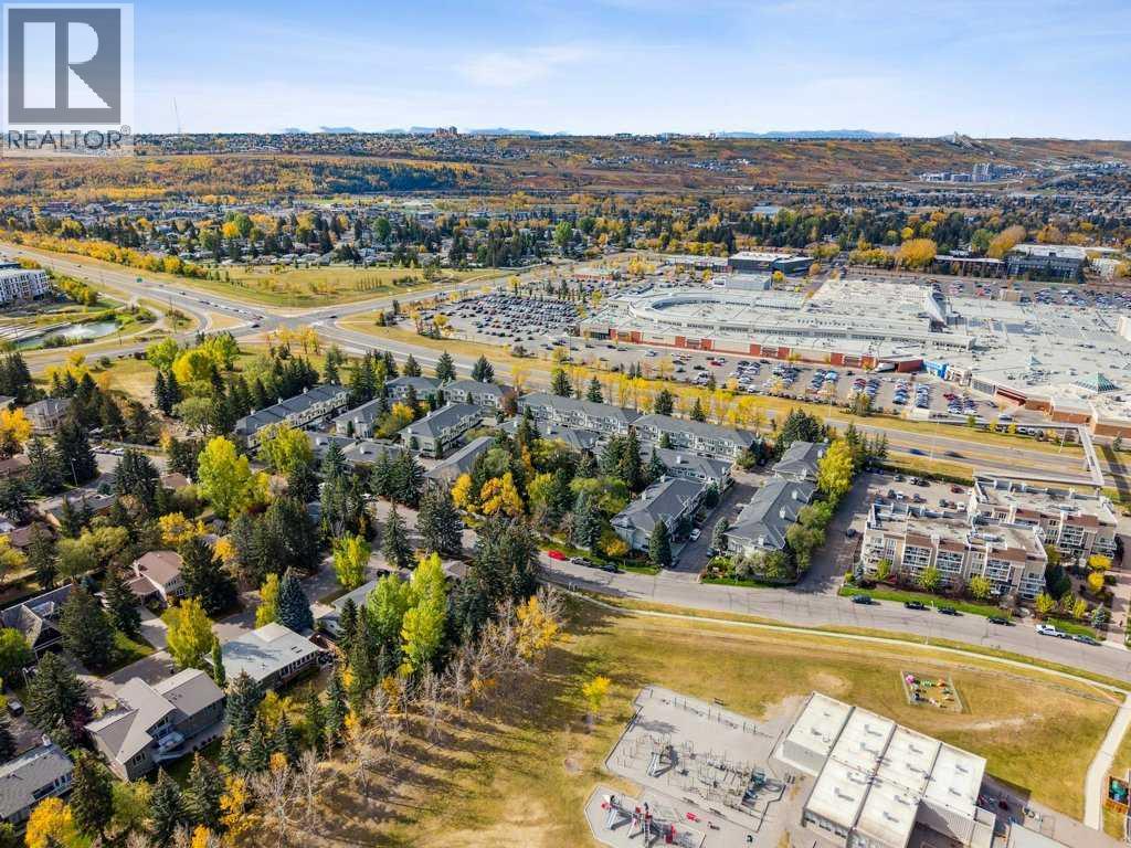 Single Family House for Sale in    Street NW Varsity Calgary 