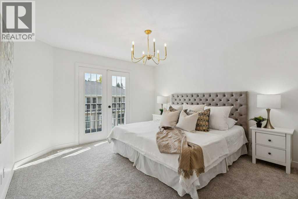 Single Family House for Sale in    Street NW Varsity Calgary 