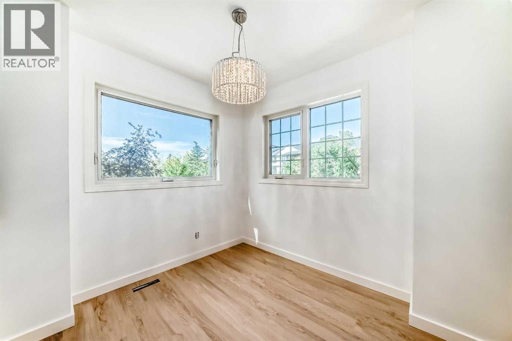 Single Family House for Sale in    Avenue SW Sunalta Calgary 