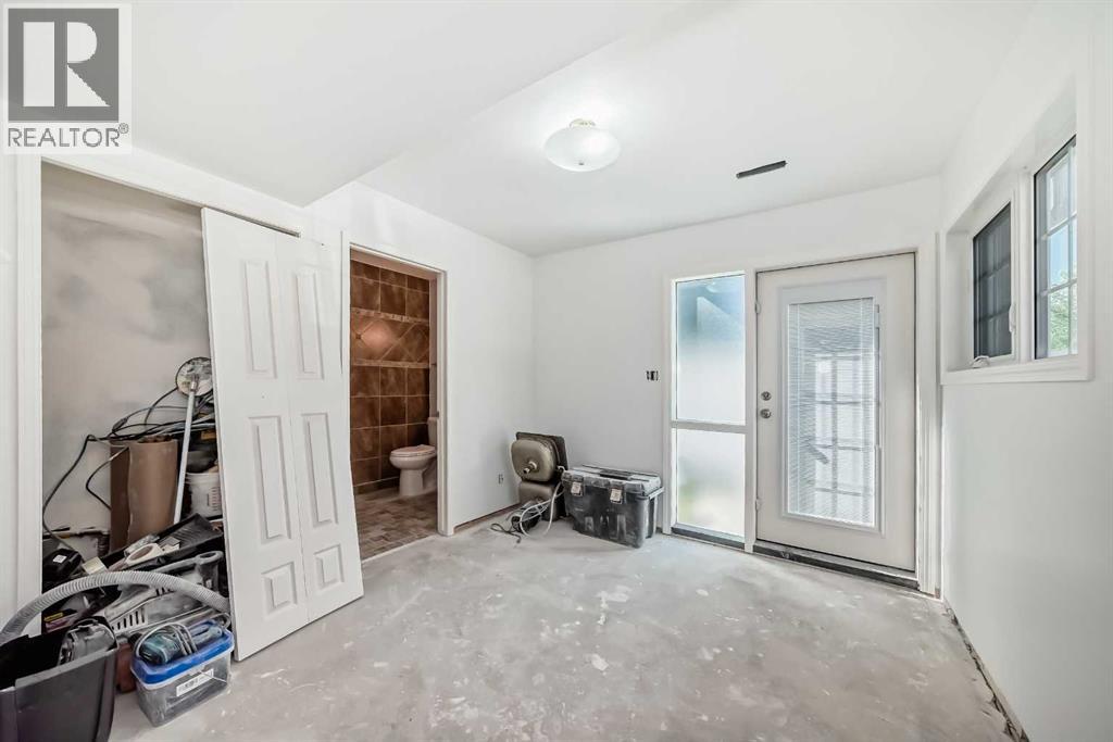 Single Family House for Sale in    Avenue SW Sunalta Calgary 