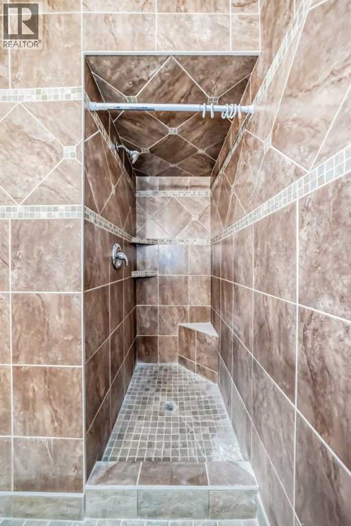Single Family House for Sale in    Avenue SW Sunalta Calgary 
