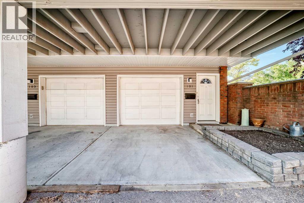 Single Family House for Sale in    Avenue SW Sunalta Calgary 