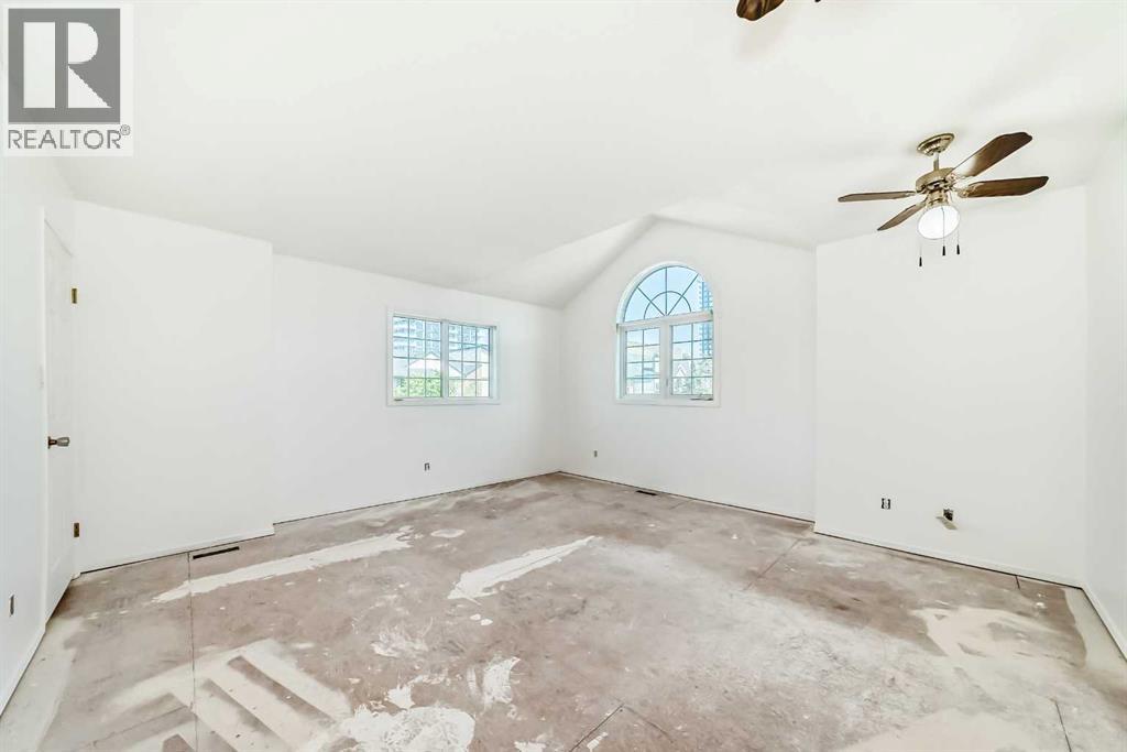 Single Family House for Sale in    Avenue SW Sunalta Calgary 